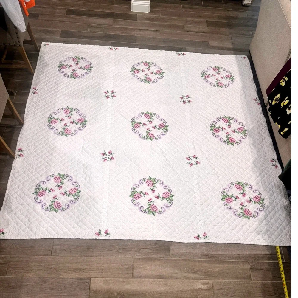 Vintage Handmade Cross Stitch Floral Quilt Cottagecore Pink Roses Full Queen